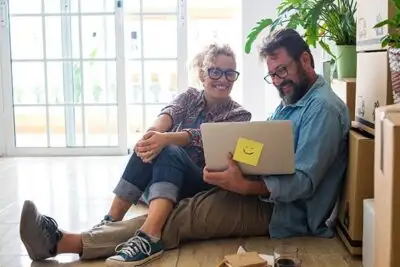 Couple contacting Osborne Homes to sell home
