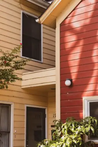 Are duplexes hard to sell?